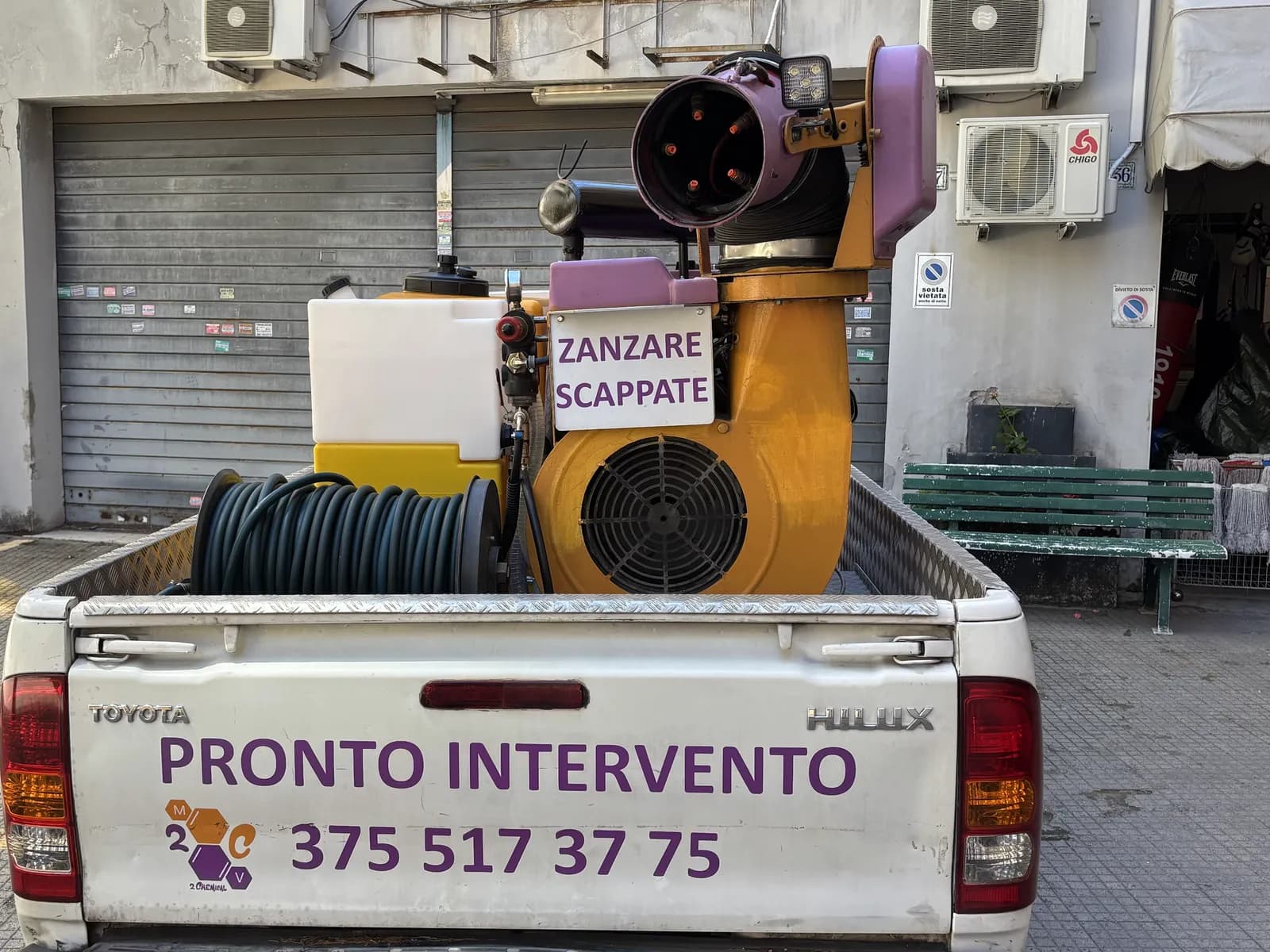Attrezzatura professionale 2chemical sul mezzo operativo